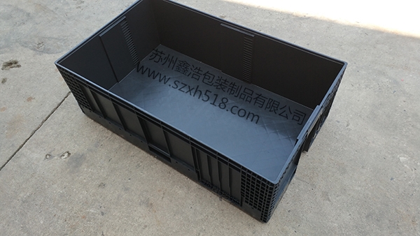 奔驰塑料箱